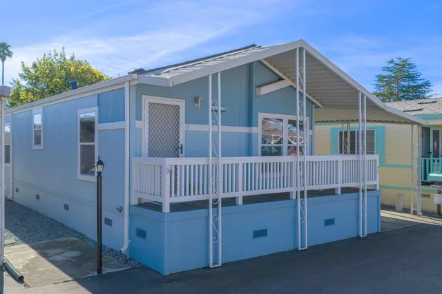 $435,000 | 998 38th Avenue, Unit 9, Santa Cruz, CA 95062