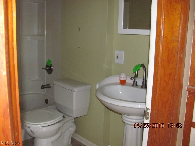 5224 Renninger Road New Franklin, OH 44319 - Photo 9 of 13
