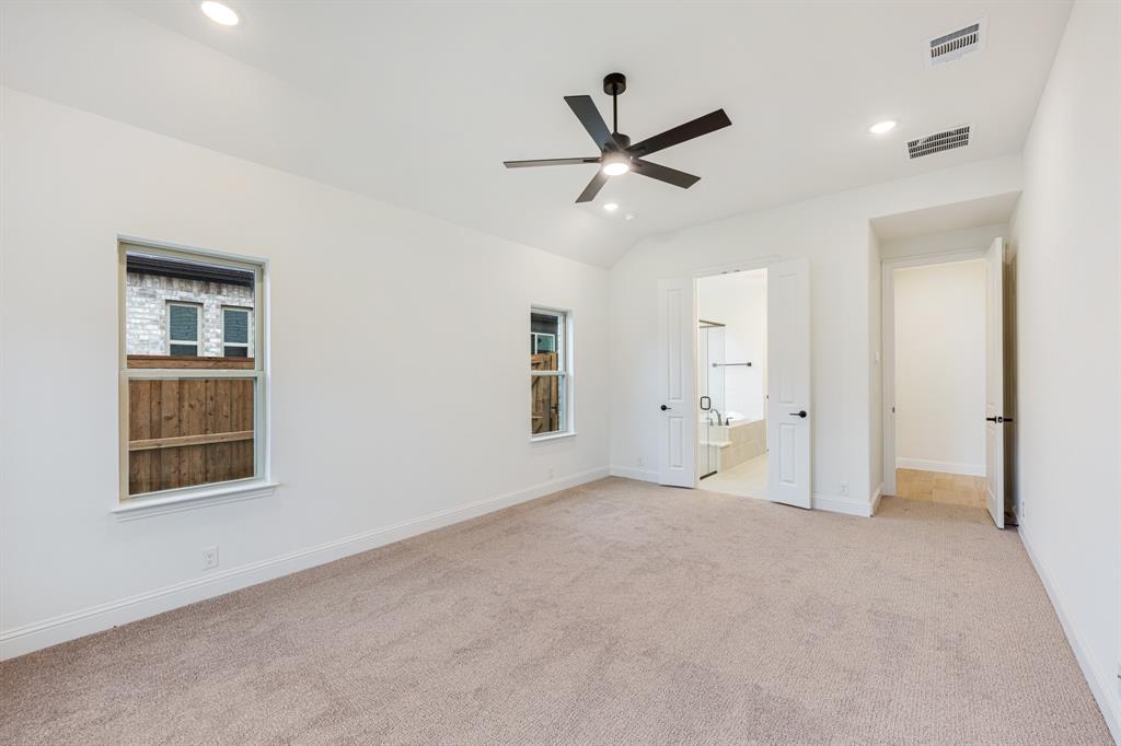 4061 Zina Lane Prosper, TX 75078 - Photo 19 of 40