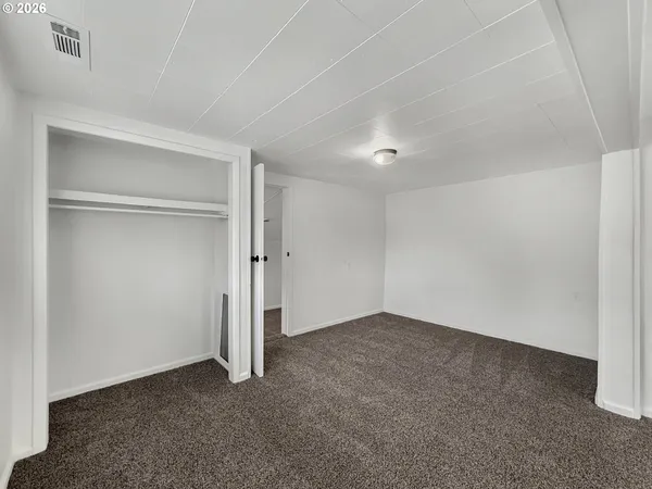an empty room with a empty space