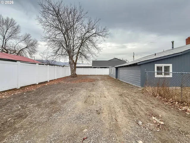 $239,000 | 2475 9th Street, Baker City, OR 97814
