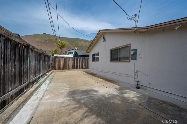 $979,000 | 214 Placentia Avenue, Pismo Beach, CA 93449