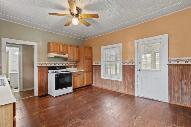 $129,900 | 502 Beagle Road, Blissfield, MI 49228