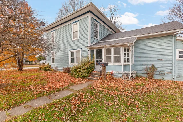 $129,900 | 502 Beagle Road, Blissfield, MI 49228