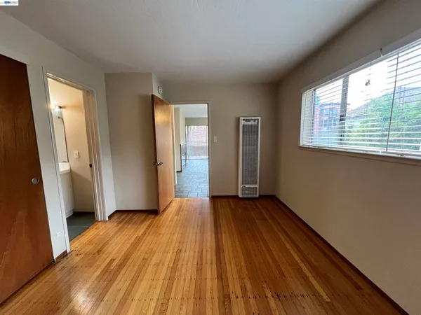 $2,150 | 2418 Ashby Avenue, Berkeley, CA 94705