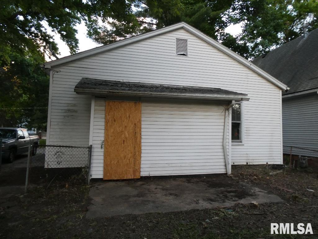 2537 South 10th Street Springfield, IL 62703 - Photo 15 of 16 Gallery Image 15
