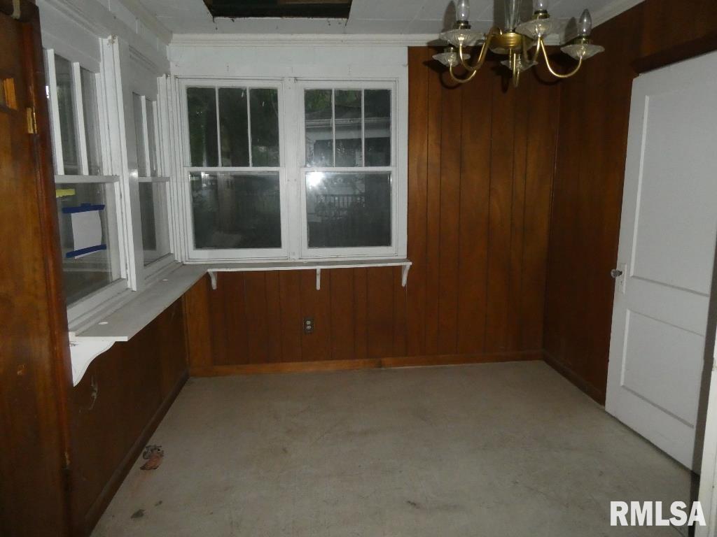 2537 South 10th Street Springfield, IL 62703 - Photo 2 of 16 Gallery Image 2
