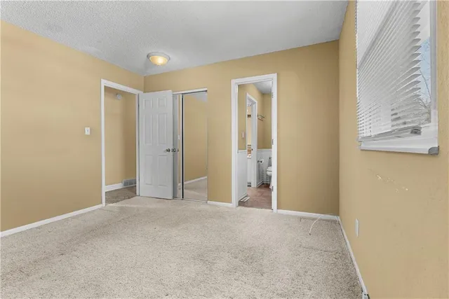 $224,950 | 208 Manor Lane, Buckner, MO 64016