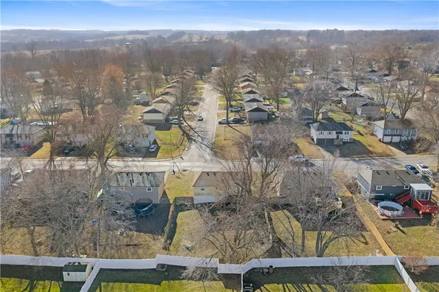 $224,950 | 208 Manor Lane, Buckner, MO 64016