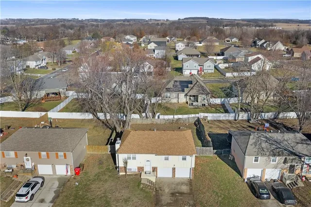 $224,950 | 208 Manor Lane, Buckner, MO 64016