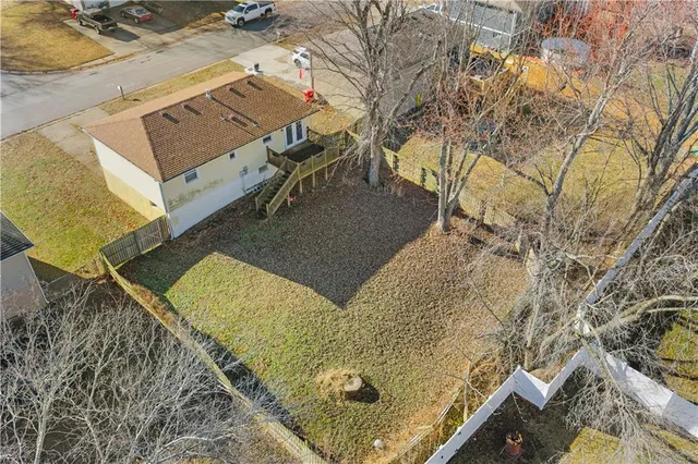 $224,950 | 208 Manor Lane, Buckner, MO 64016