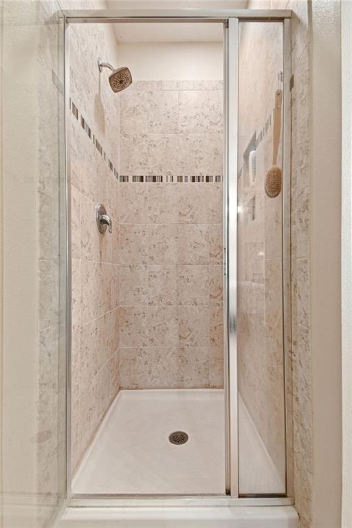 1728 Berkshire Circle Southwest Vero Beach, FL 32968 - Photo 22 of 36 a bathroom with a shower