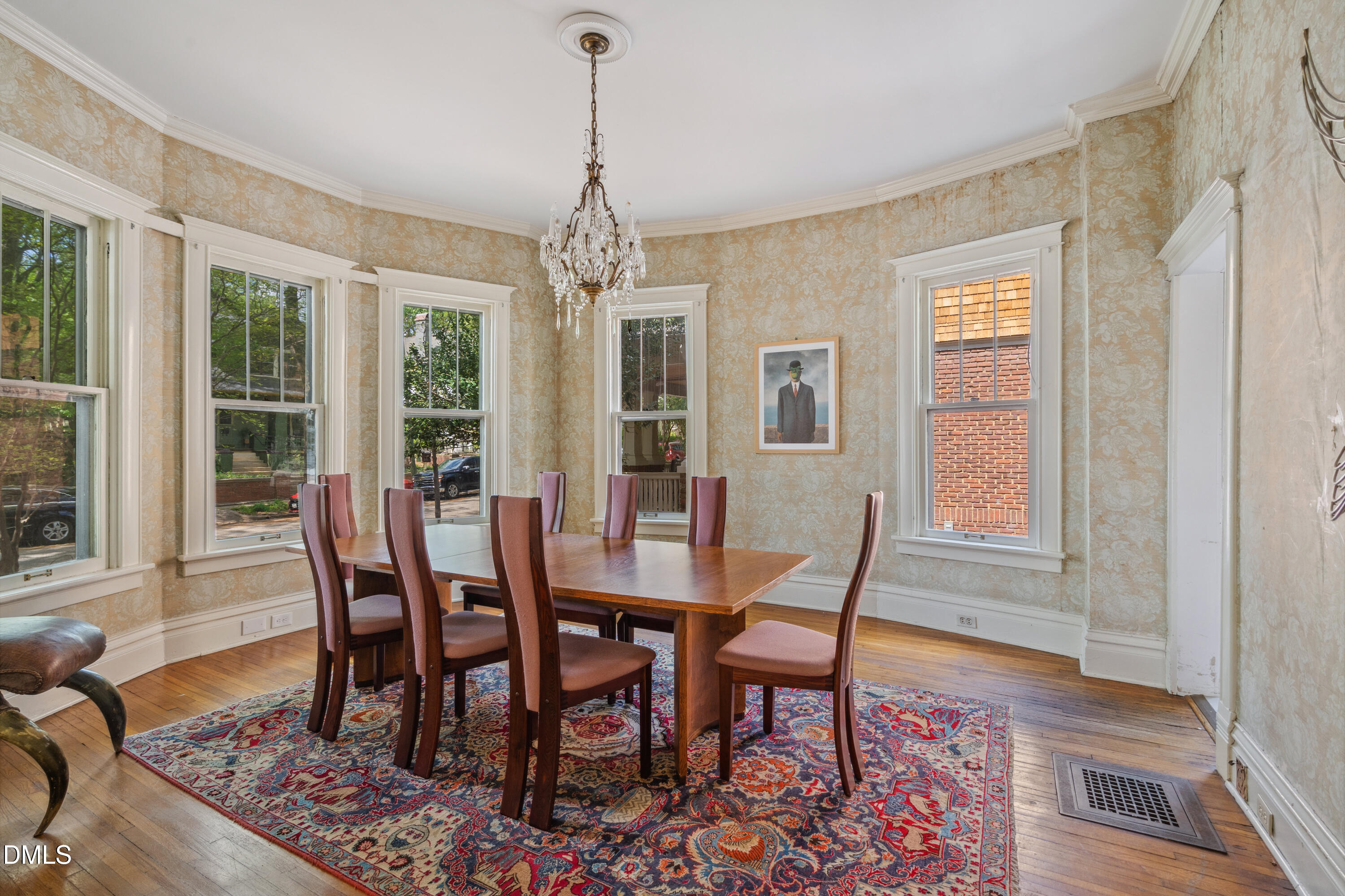 116 Hawthorne Road Raleigh, NC 27605 - Photo 16 of 58 20251124140358379995000000-o