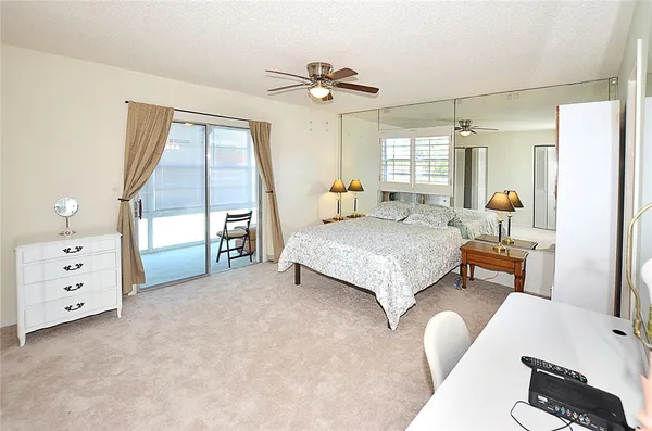 $1,300 | 56 Woodland Drive, Unit 205, Vero Beach, FL 32962