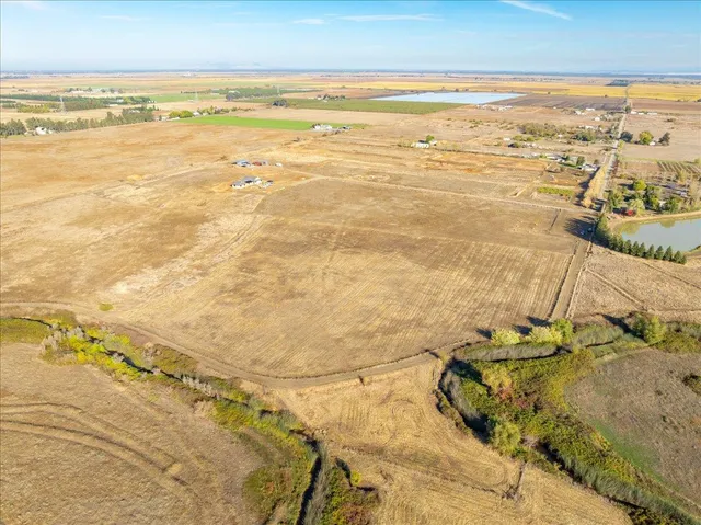 a view of an ocean and beach