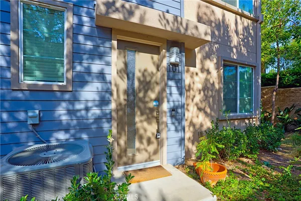 $589,000 | 609 Savi Drive, Unit 101, Corona, CA 92878