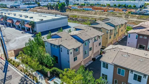 $589,000 | 609 Savi Drive, Unit 101, Corona, CA 92878