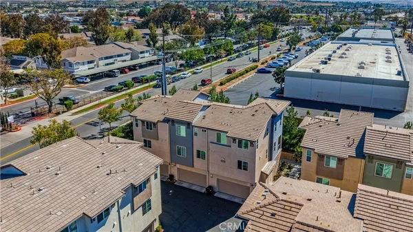 $589,000 | 609 Savi Drive, Unit 101, Corona, CA 92878
