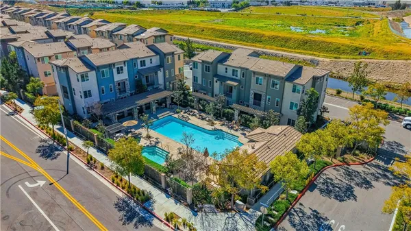 $589,000 | 609 Savi Drive, Unit 101, Corona, CA 92878