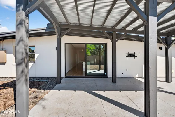 $599,999 | 1405 East Campus Drive, Tempe, AZ 85282