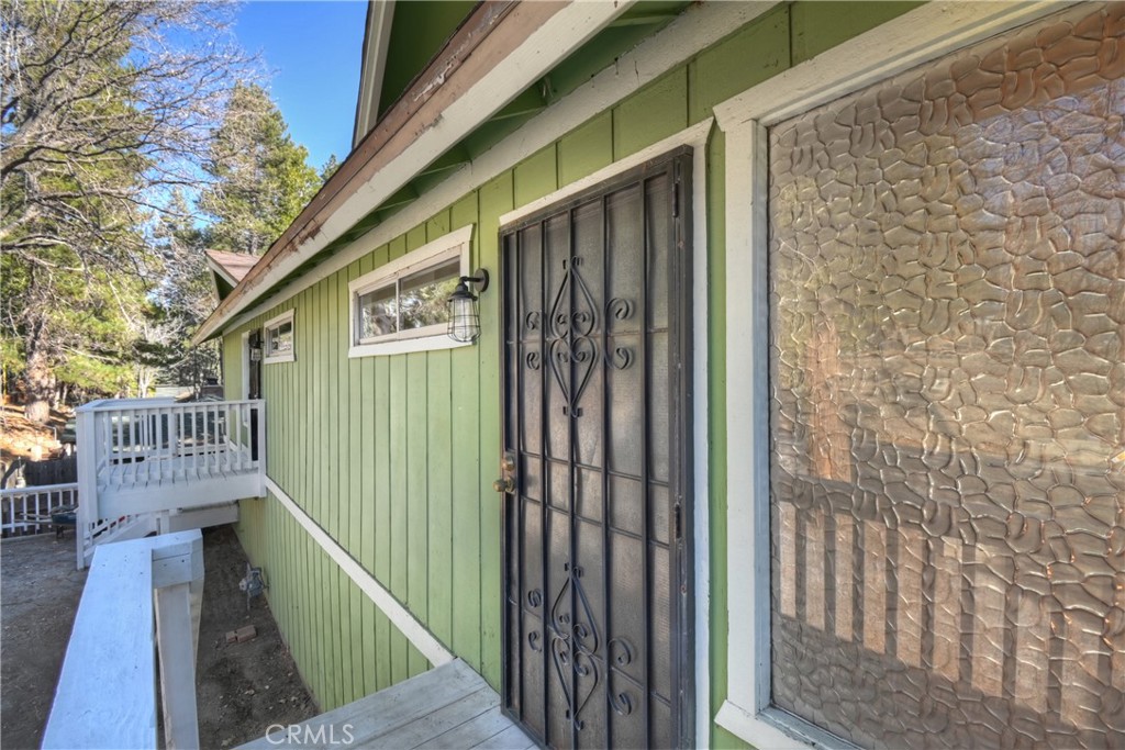 32142 Hunsaker Way Running Springs, CA 92382 - Photo 26 of 52