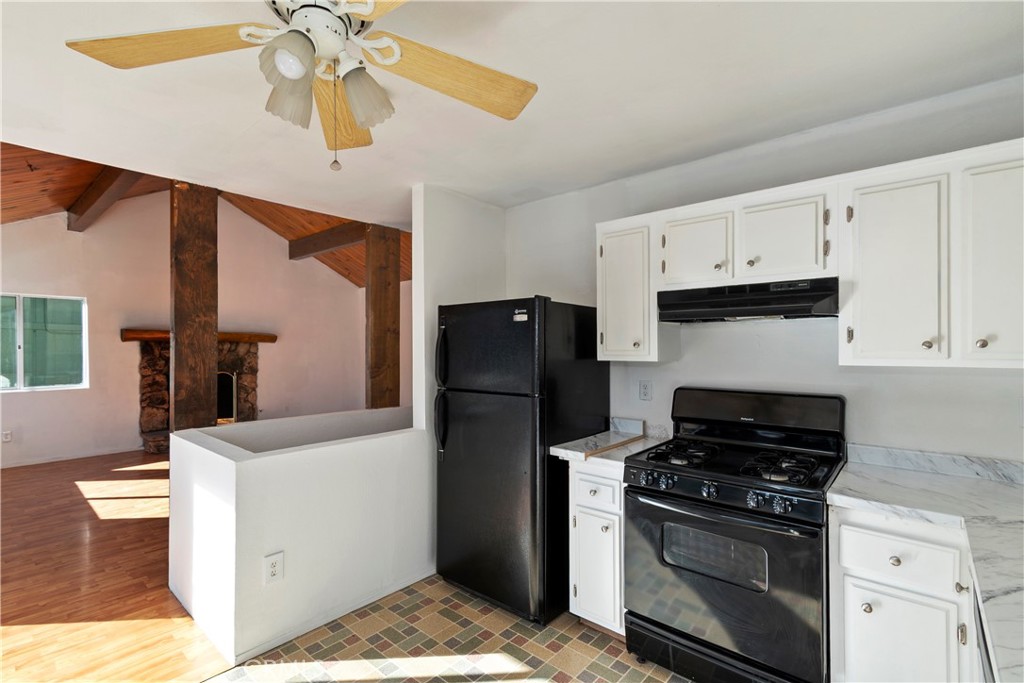 32142 Hunsaker Way Running Springs, CA 92382 - Photo 32 of 47