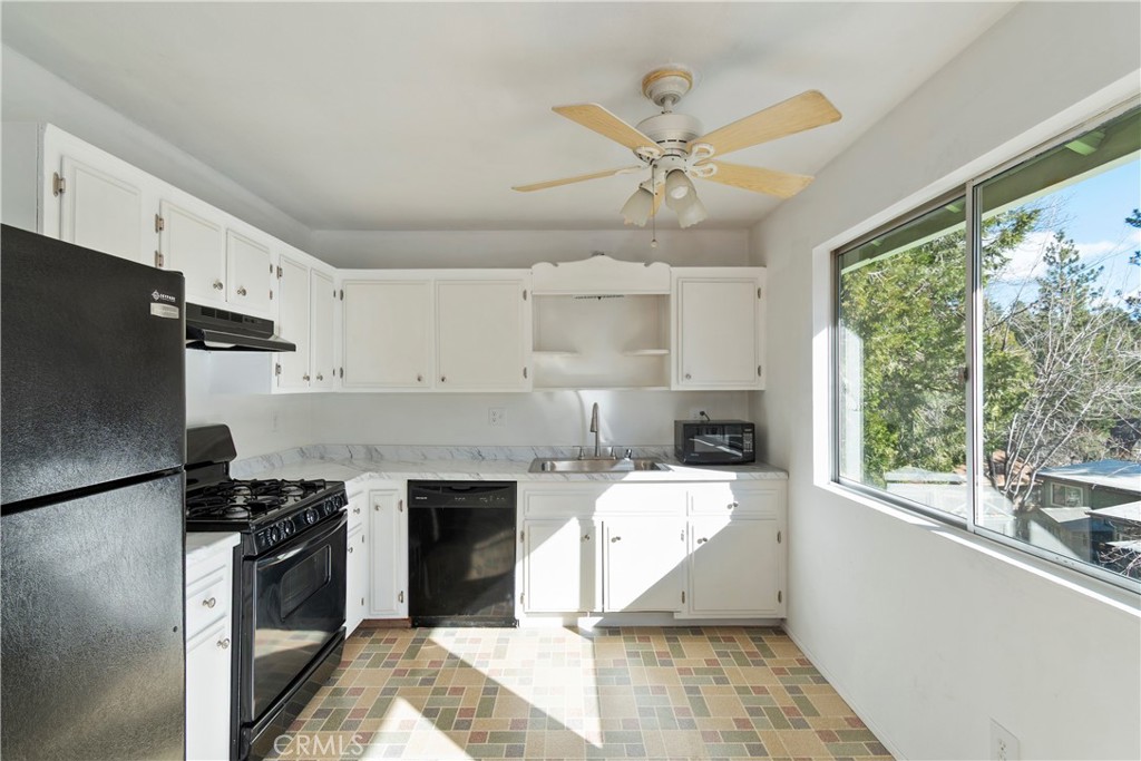 32142 Hunsaker Way Running Springs, CA 92382 - Photo 33 of 51