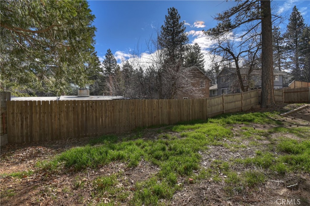 32142 Hunsaker Way Running Springs, CA 92382 - Photo 45 of 47