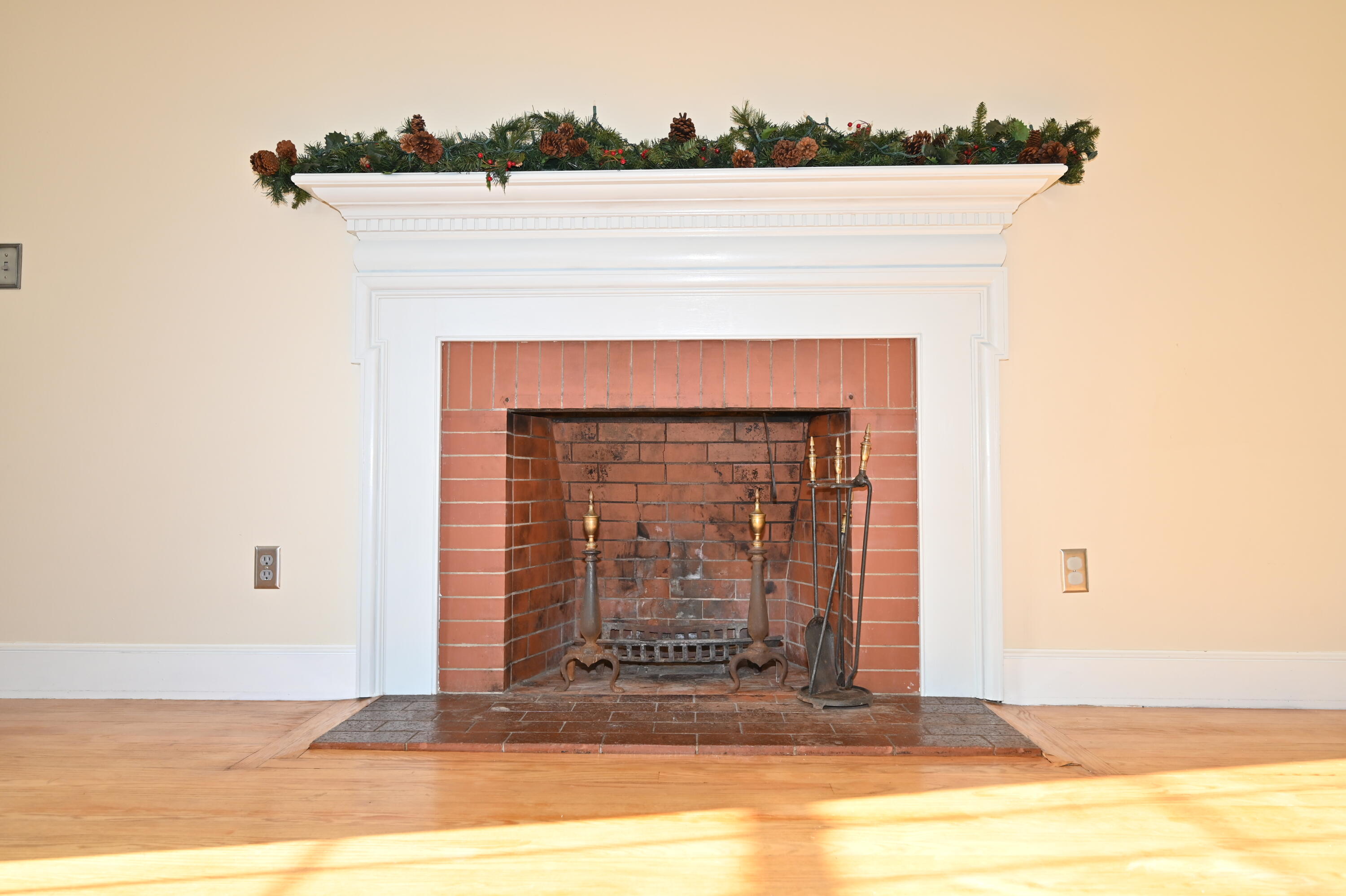513 Summit Street Portland, ME 04103 - Photo 22 of 39 Fireplace