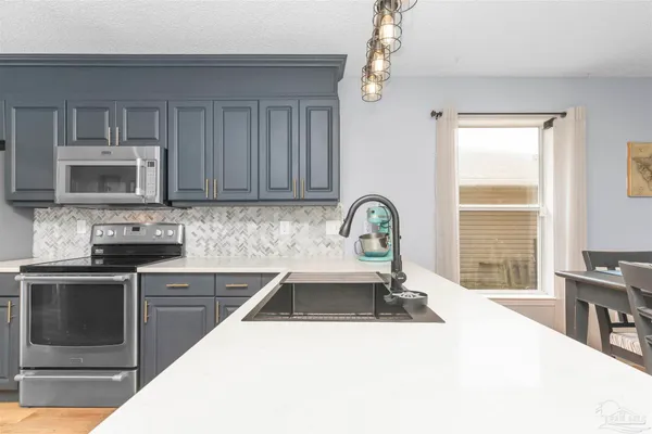 $1,900 | 1512 Galvin Avenue, Pensacola, FL 32526