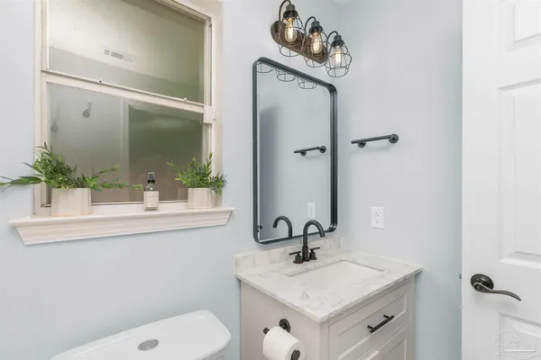 $1,900 | 1512 Galvin Avenue, Pensacola, FL 32526