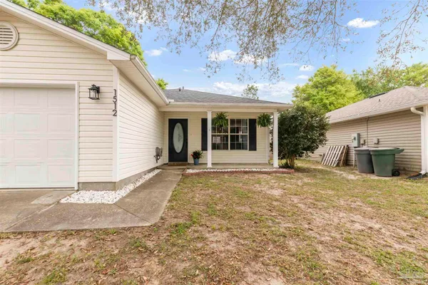 $1,900 | 1512 Galvin Avenue, Pensacola, FL 32526