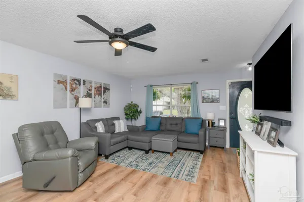 $1,900 | 1512 Galvin Avenue, Pensacola, FL 32526