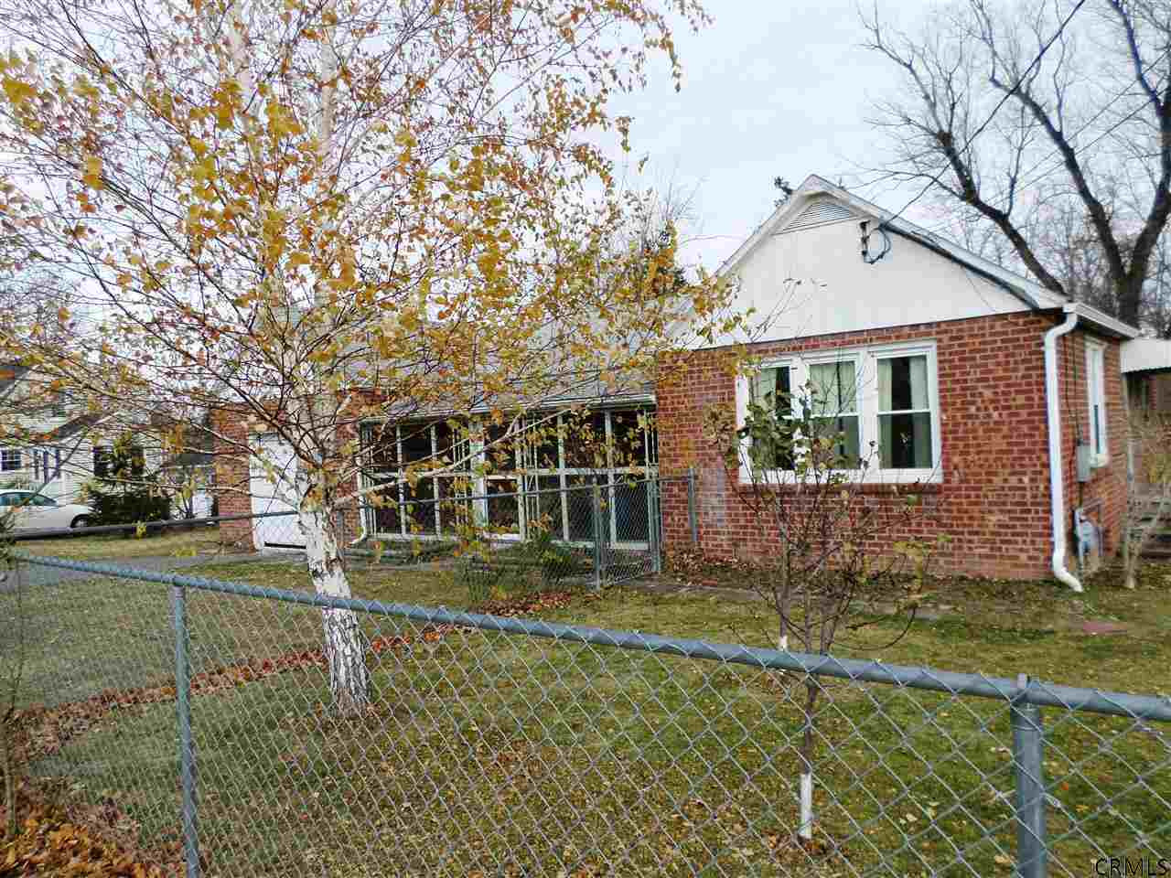 995 Maple Hill Road Schodack, NY 12033 - Photo 1 of 17 Front right