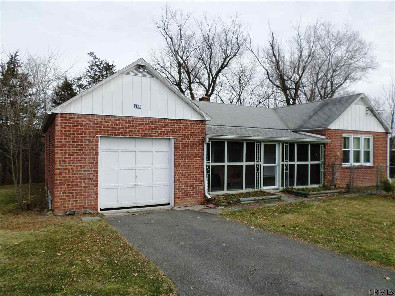 995 Maple Hill Road Schodack, NY 12033 - Photo 2 of 17 Photo 2