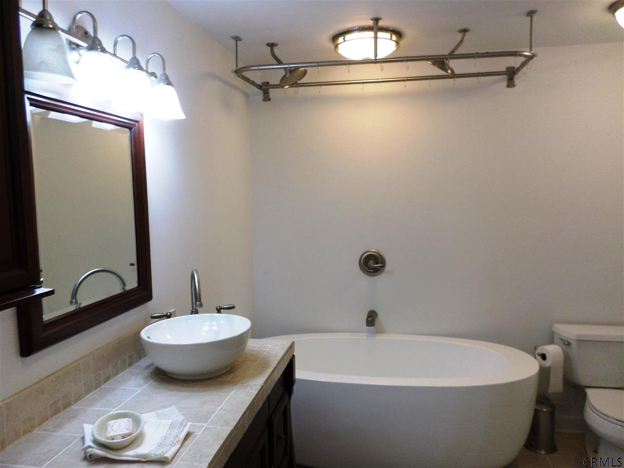 995 Maple Hill Road Schodack, NY 12033 - Photo 9 of 17 Bath