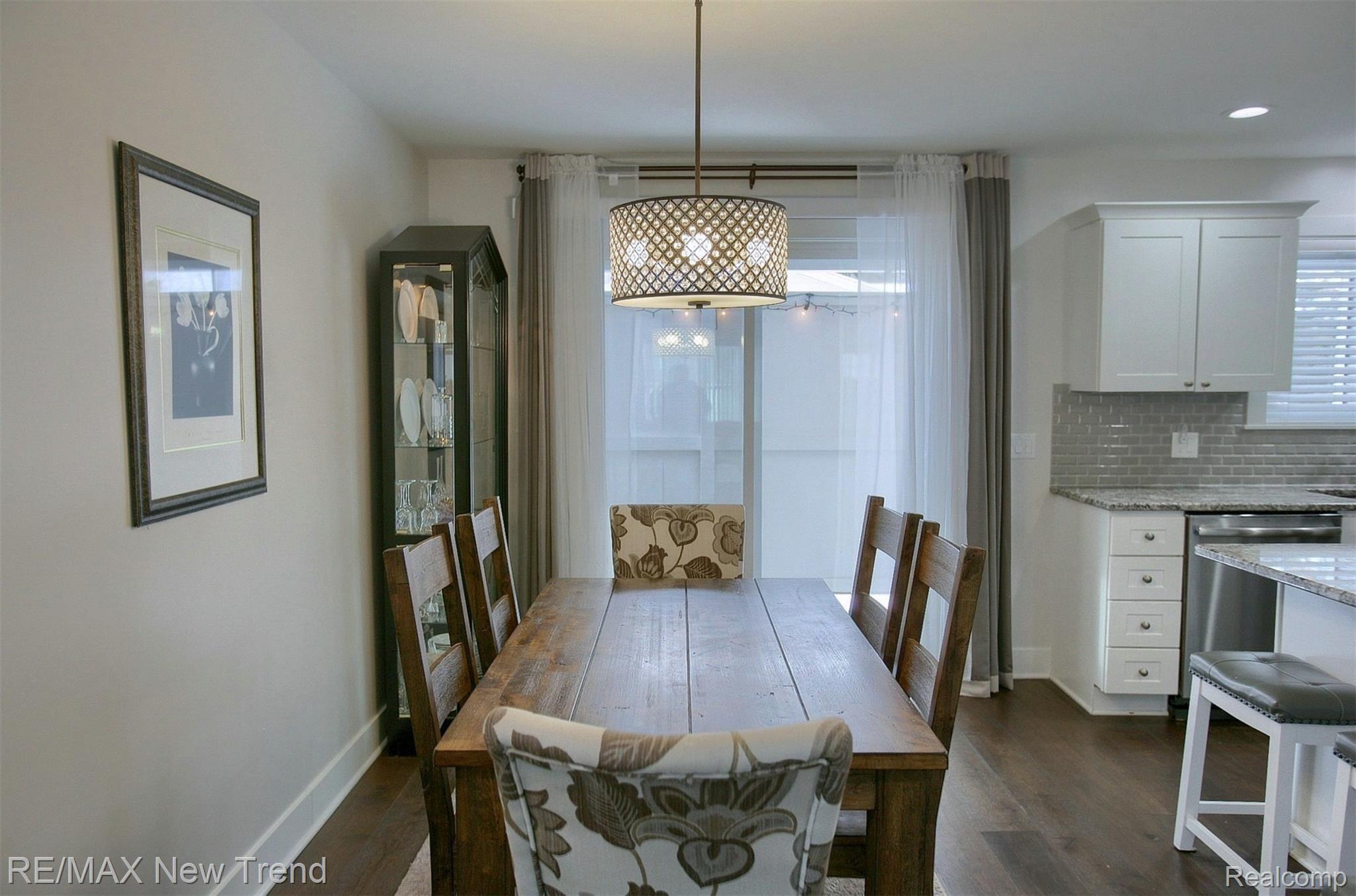 1317 Nightingale Road Wixom, MI 48393 - Photo 11 of 41 11-Breakfast Nook.jpg