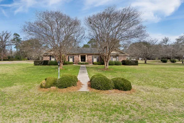 $535,000 | 506 Witherspoon Street, Kingstree, SC 29556