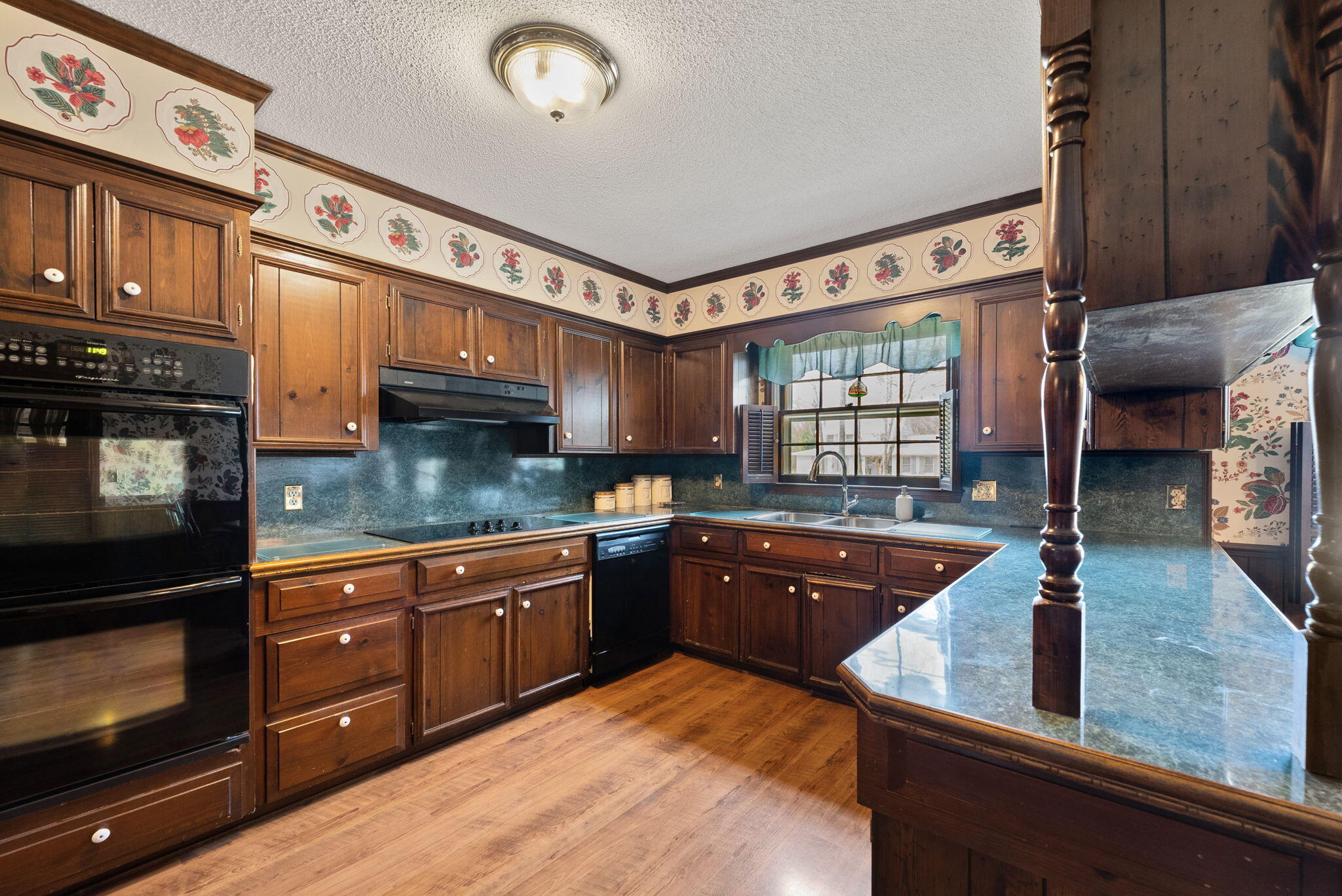 506 Witherspoon Street Kingstree, SC 29556 - Photo 9 of 31 24-web-or-mls-DSC02715