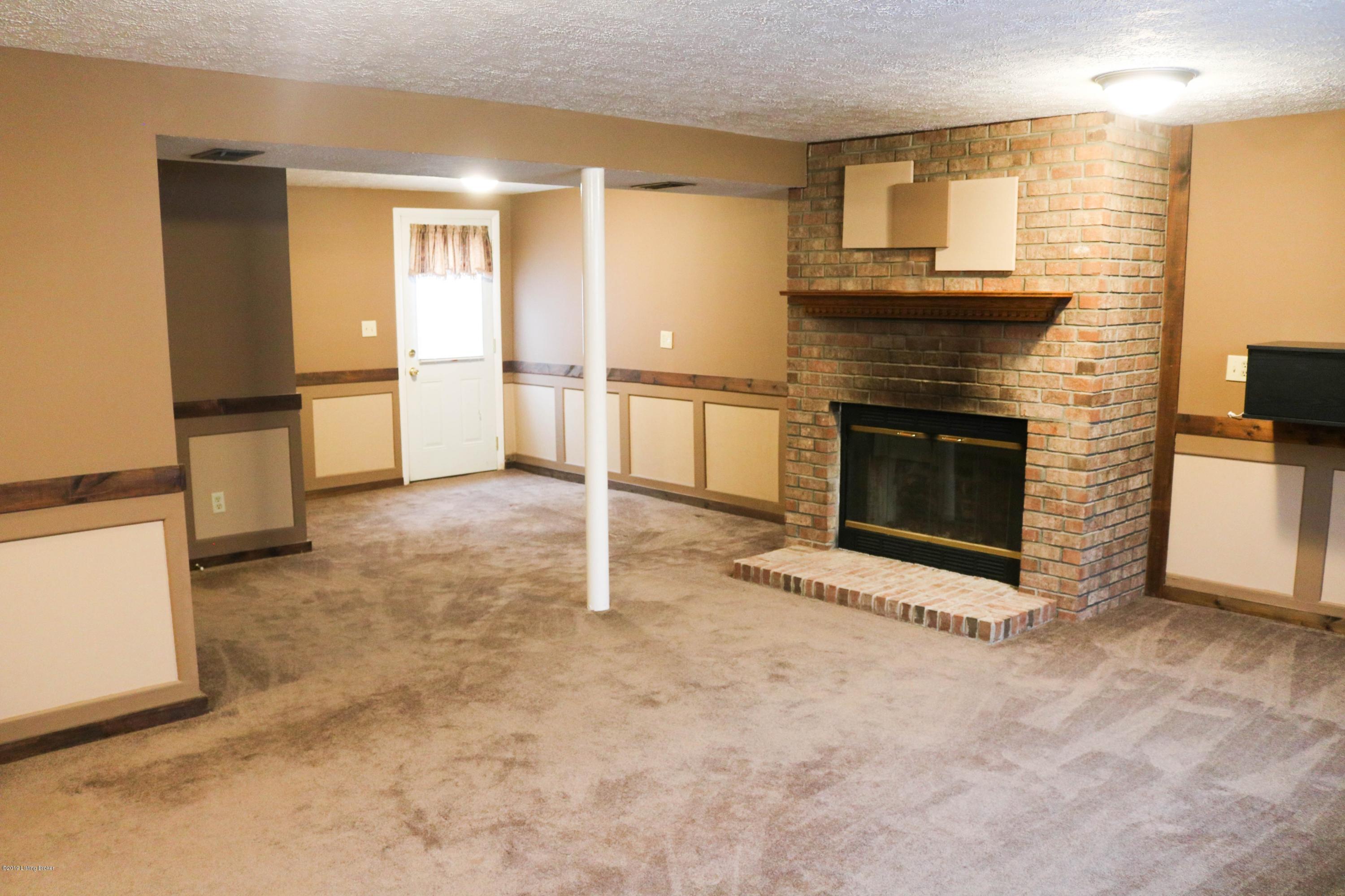 5300 Rayburn Road Louisville, KY 40272 - Photo 51 of 99 51