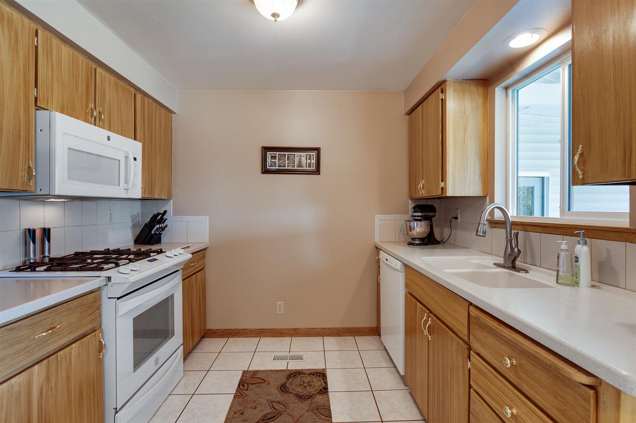 4524 North Stevenson Road Otis Orchards, WA 99027 - Photo 3 of 19 Gallery Image 3
