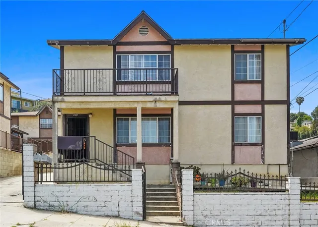 $1,298,800 | 4962 Gambier Street, Los Angeles, CA 90032