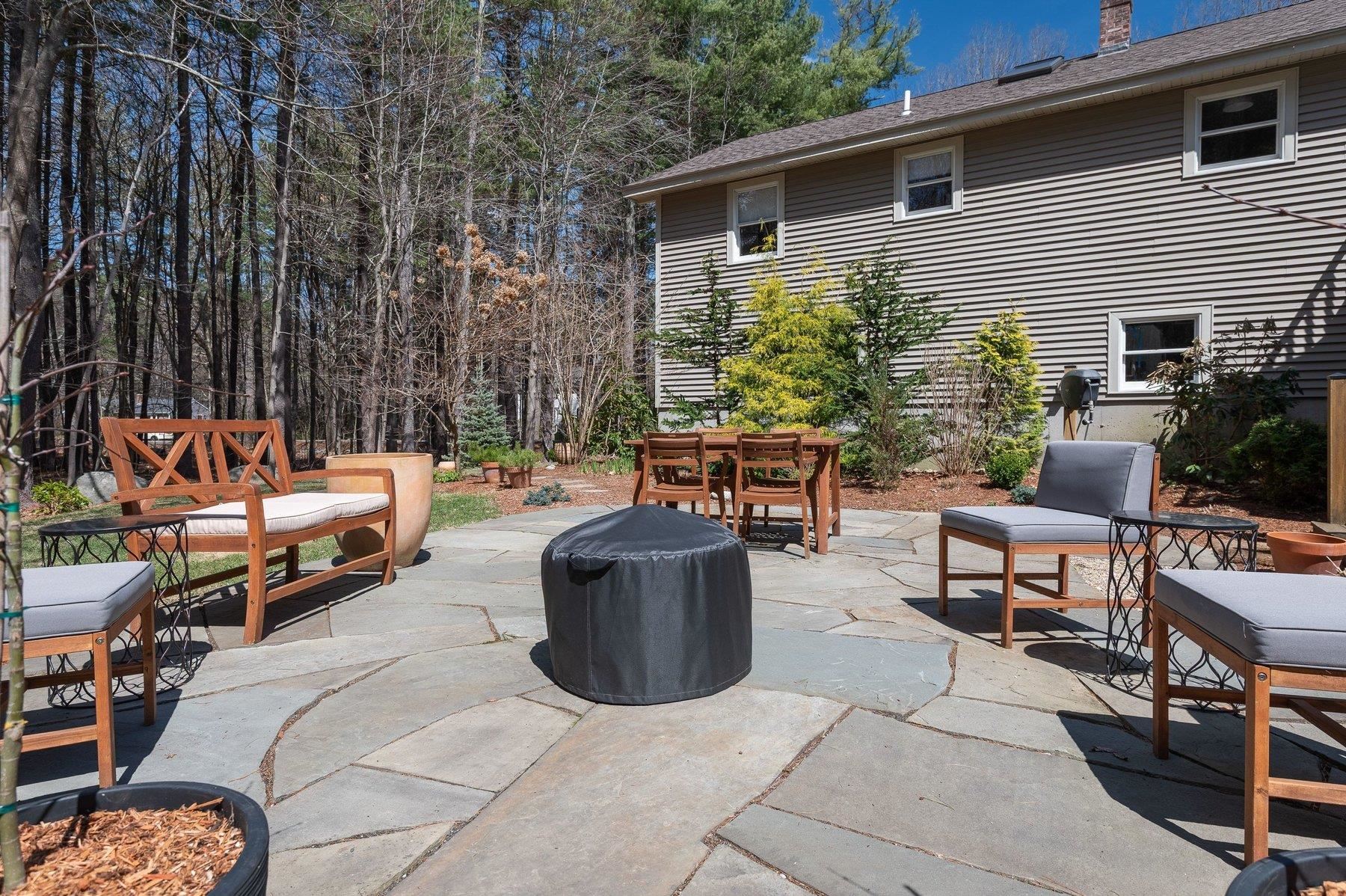 47 River Road Stratham, NH 03885 - Photo 26 of 40 Gallery Image 26