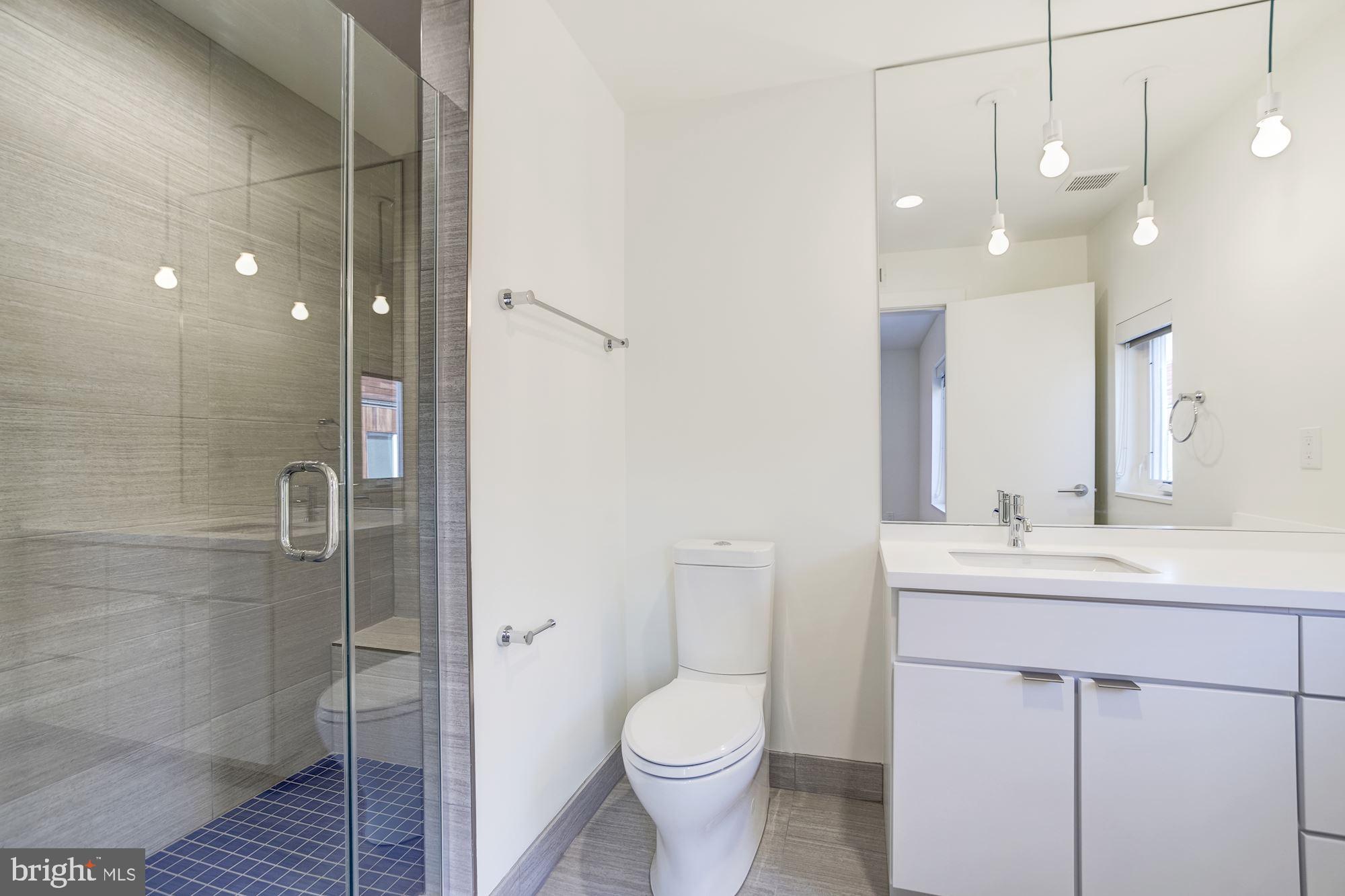 450 Ridge Street Northwest Washington, DC 20001 - Photo 11 of 13