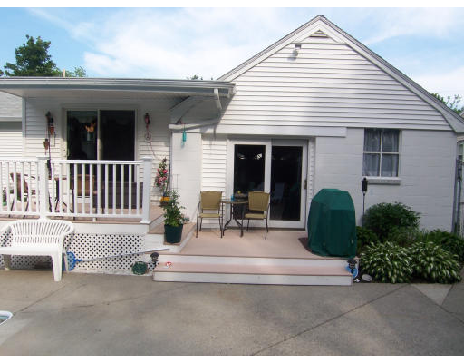 34 Amherst Road Braintree, MA 02184 - Photo 5 of 14 Gallery Image 5
