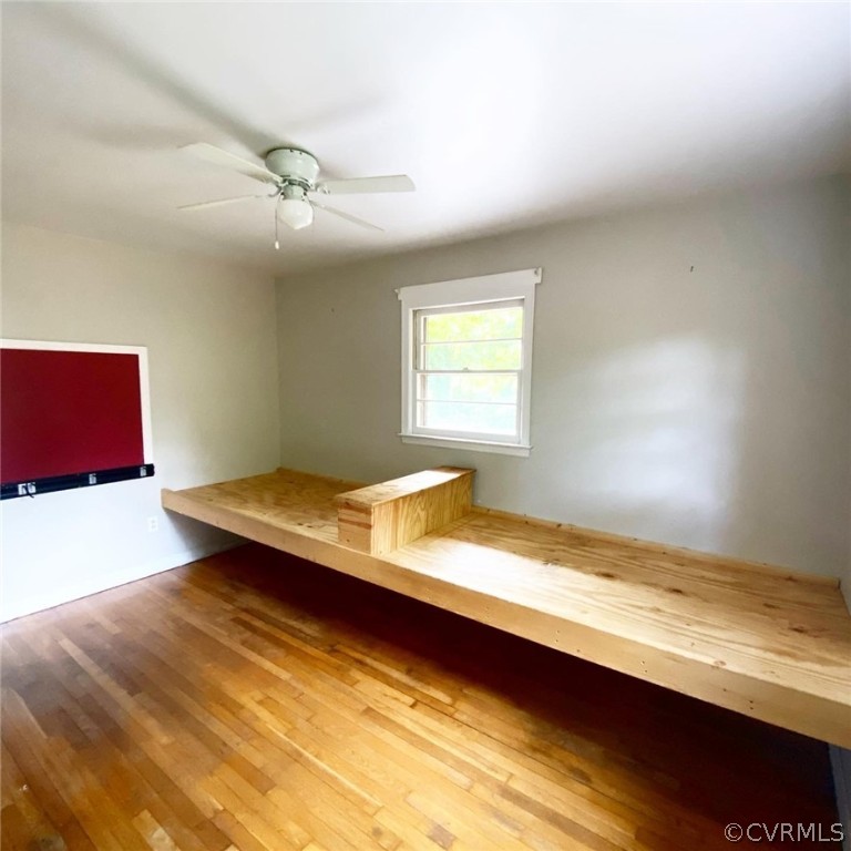 4210 Treely Road Chester, VA 23831 - Photo 19 of 39 a bedroom with a bed and a window