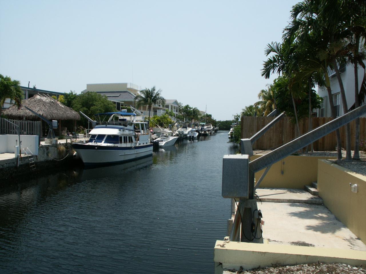 19 Coco Plum Road South Key Largo, FL 33037 - Photo 2 of 17 Canal