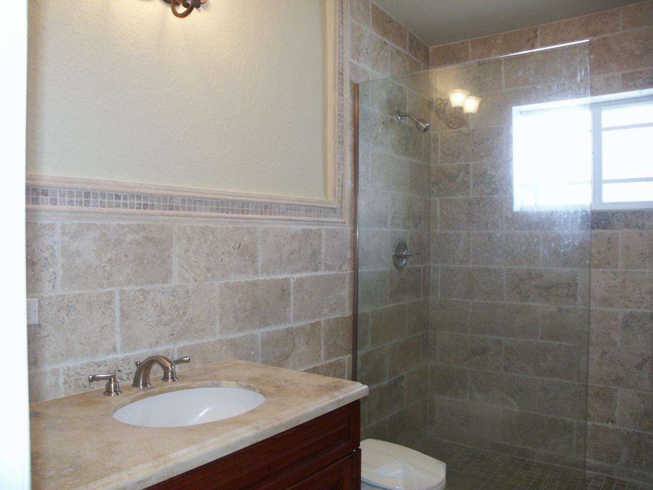 19 Coco Plum Road South Key Largo, FL 33037 - Photo 9 of 17 Master Bath
