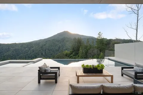 $11,995,000 | 70 Ridgecrest Road, Kentfield, CA 94904