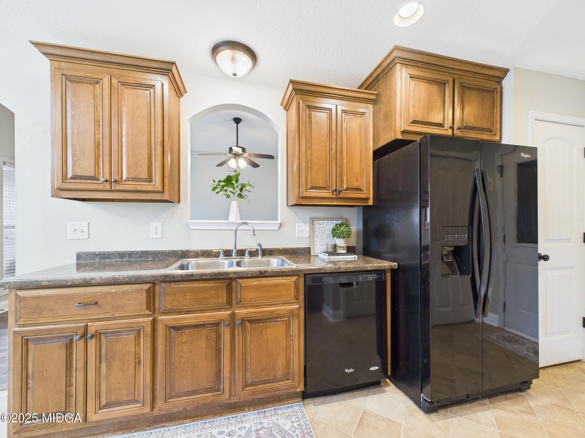 219 Haven Way Perry, GA 31069 - Photo 13 of 38 CAM03843G0-PR0049-STILL023